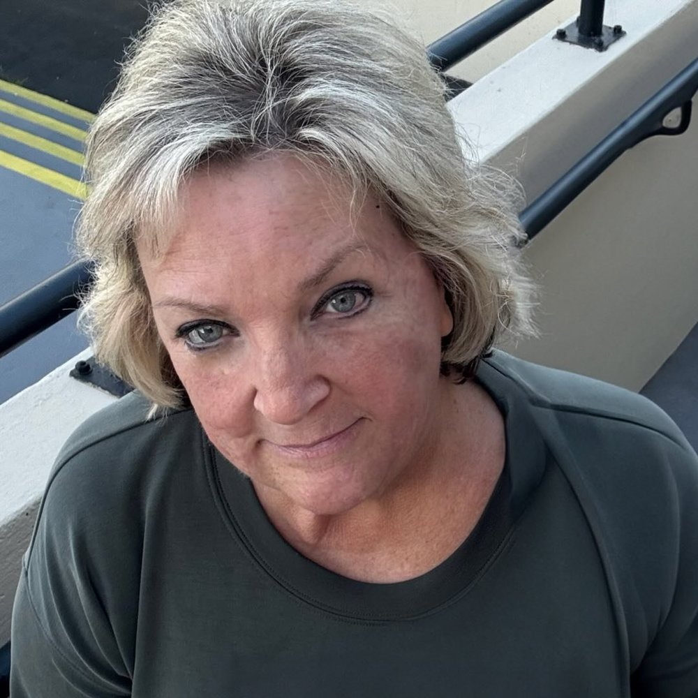 Meet your Posher, Cindy
